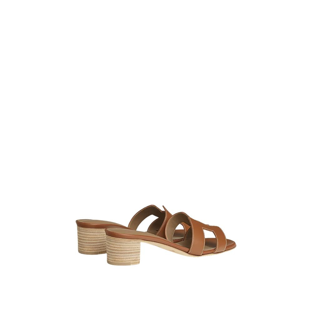 Oasis sandal