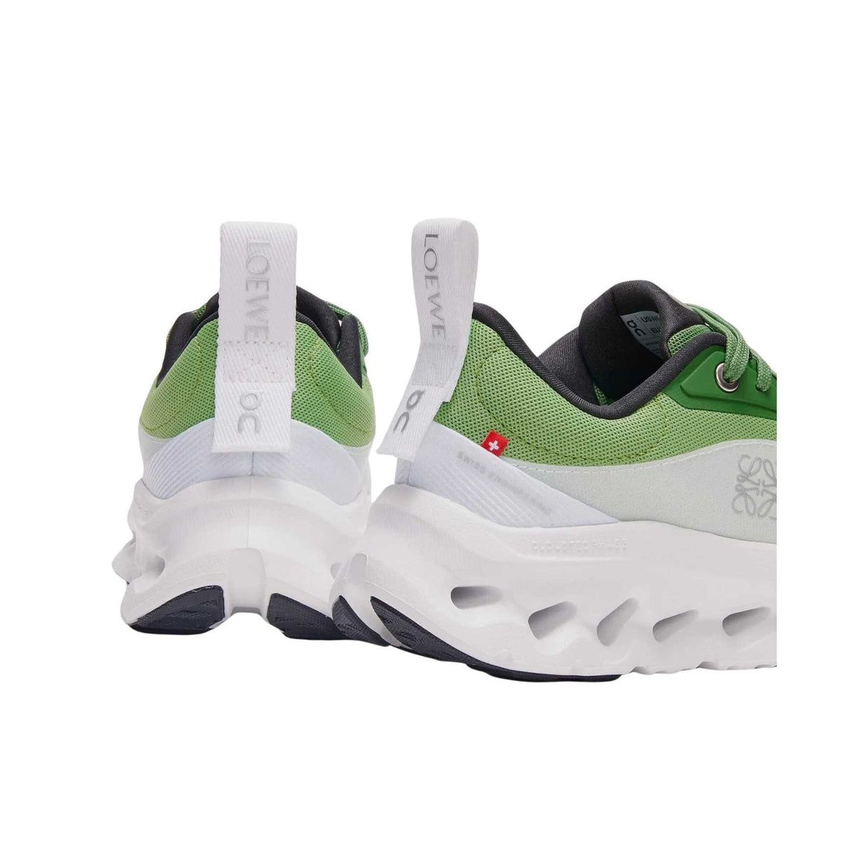 On Running x Loewe – Green
