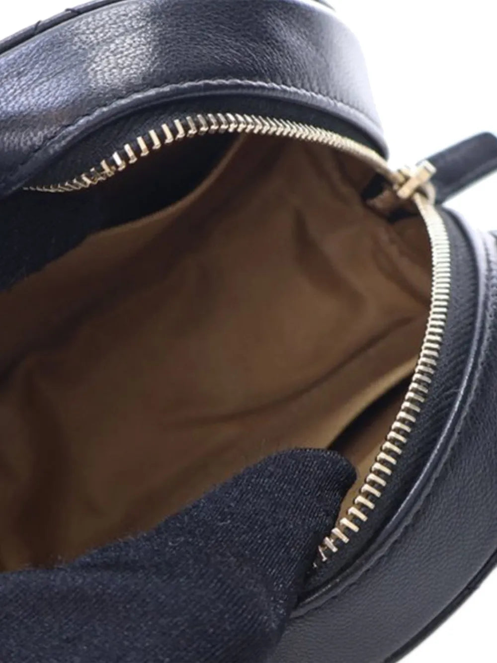 2019 Lambskin Pearl Round Clutch On Chain crossbody bag