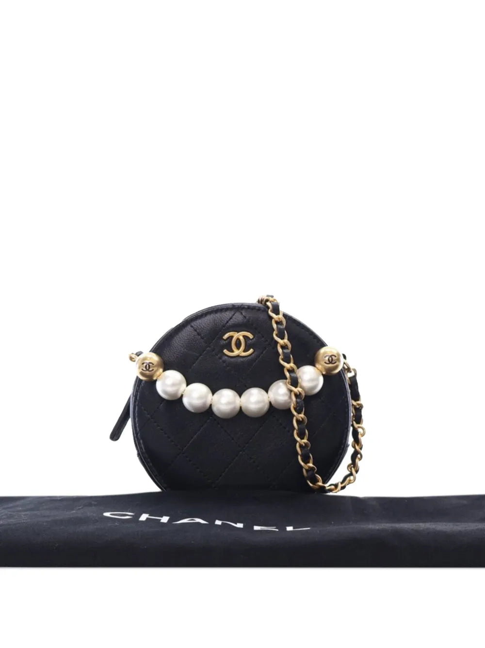 2019 Lambskin Pearl Round Clutch On Chain crossbody bag