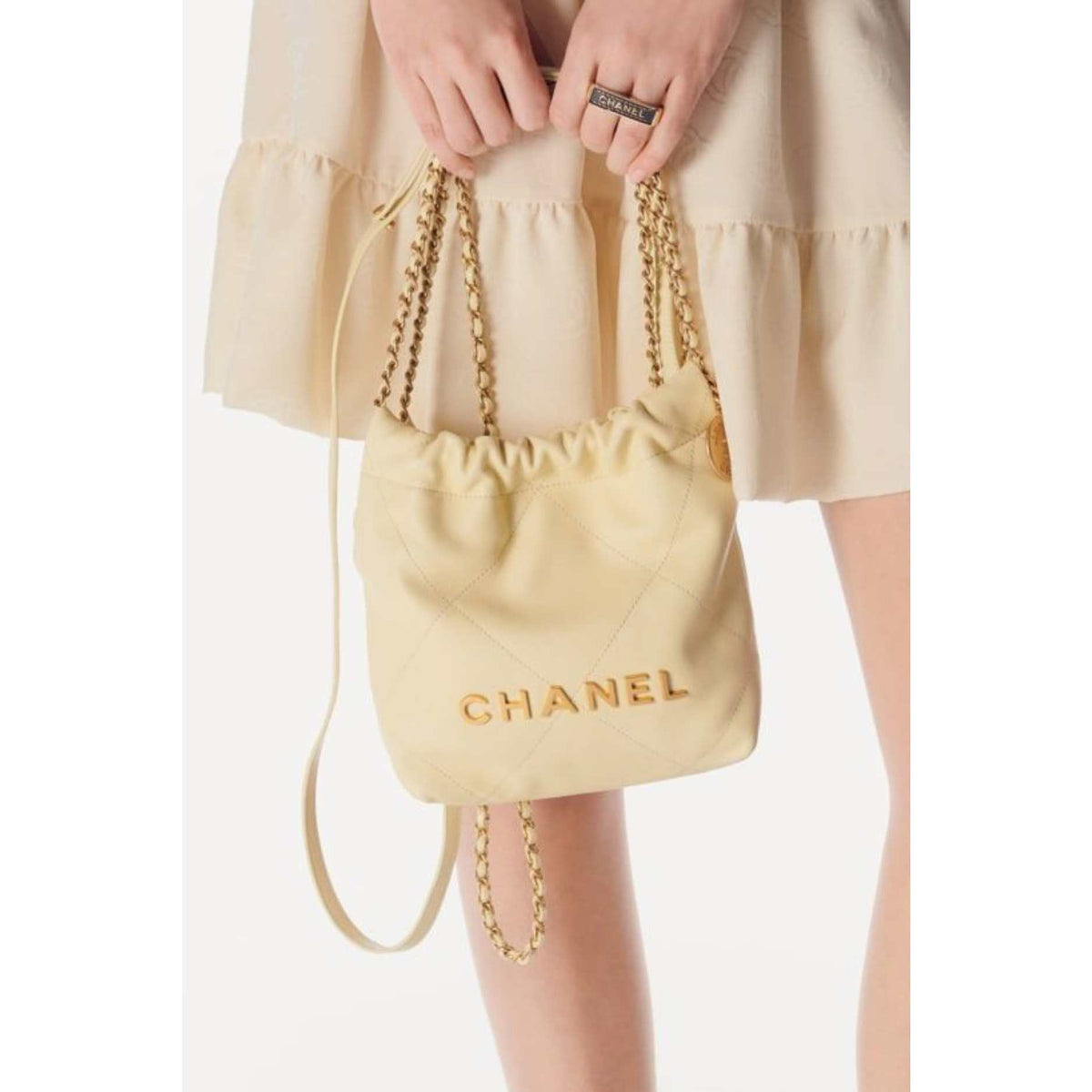 CHANEL 22 MINI HANDBAG