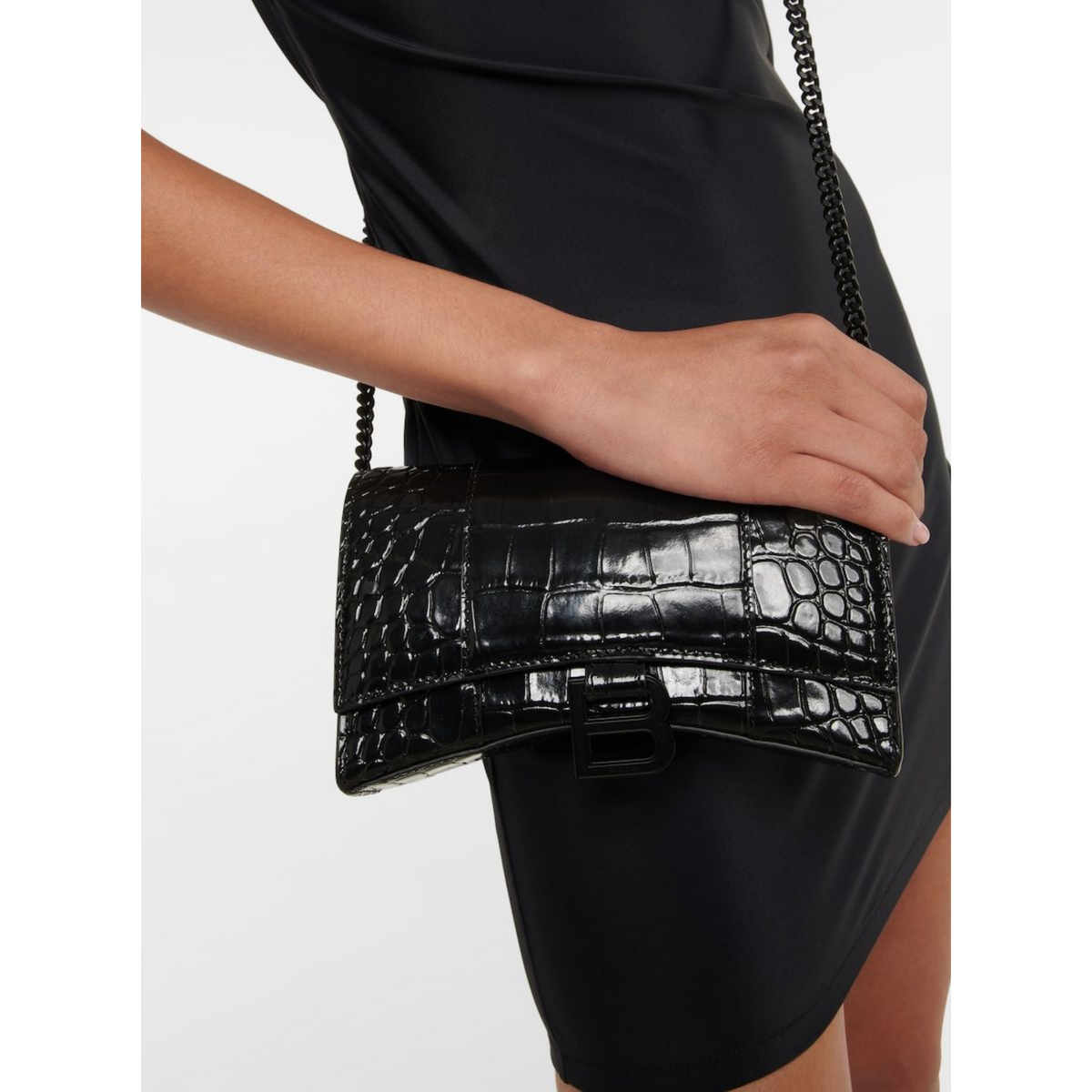 Hourglass Wallet On Chain BAG