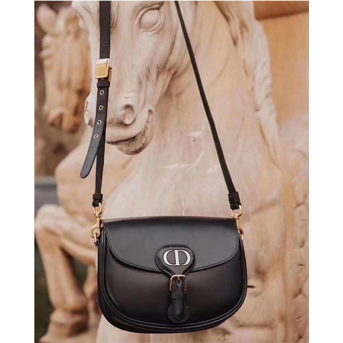 MEDIUM DIOR BOBBY BAG