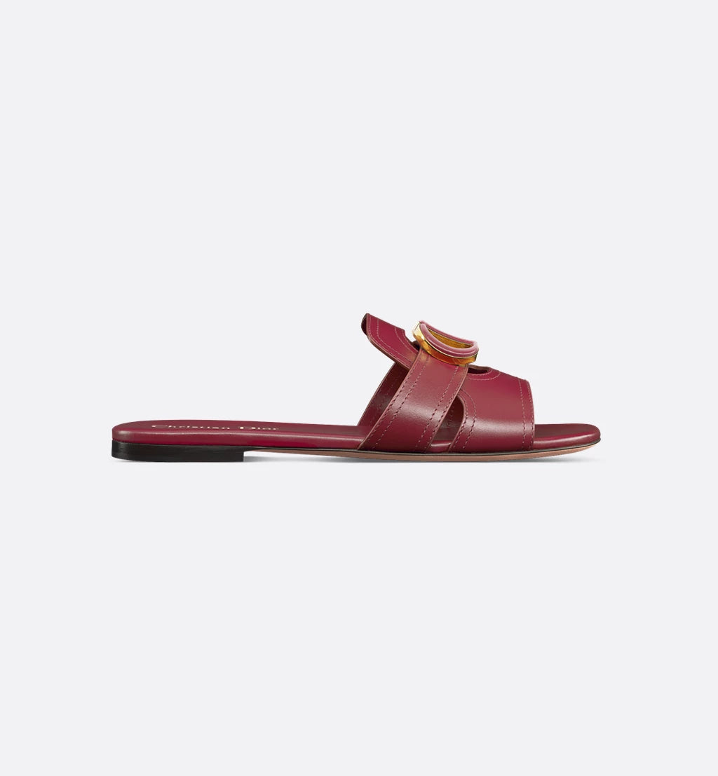 30 Montaigne Slide