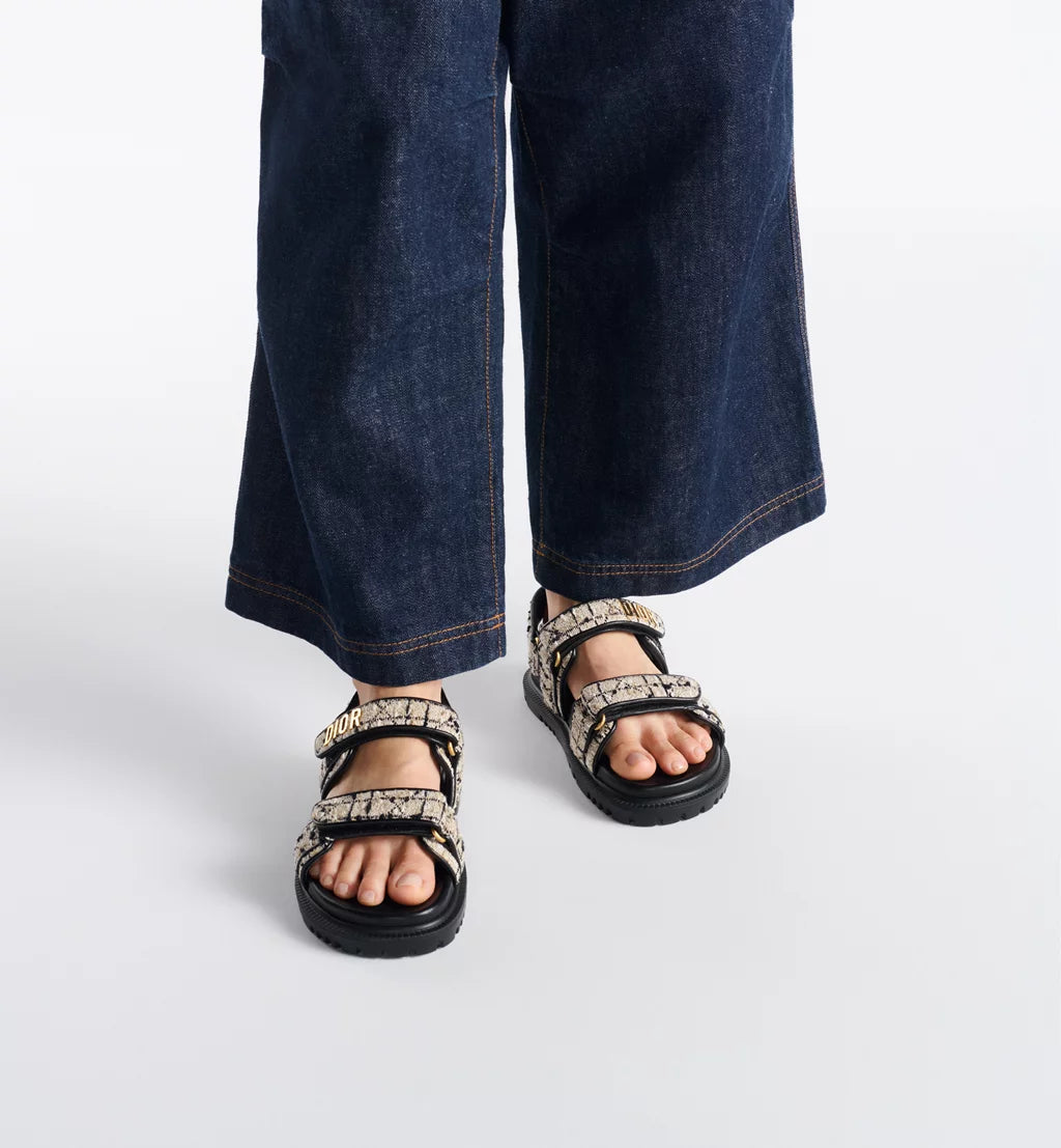 Dioract Sandal