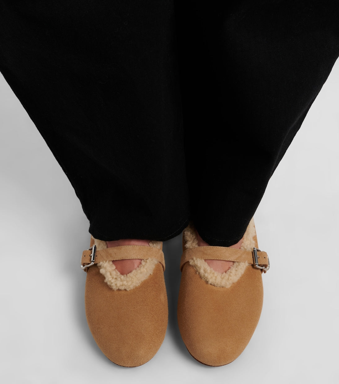 Alaïa Shearling-Lined Suede Ballet Flats – Beige
