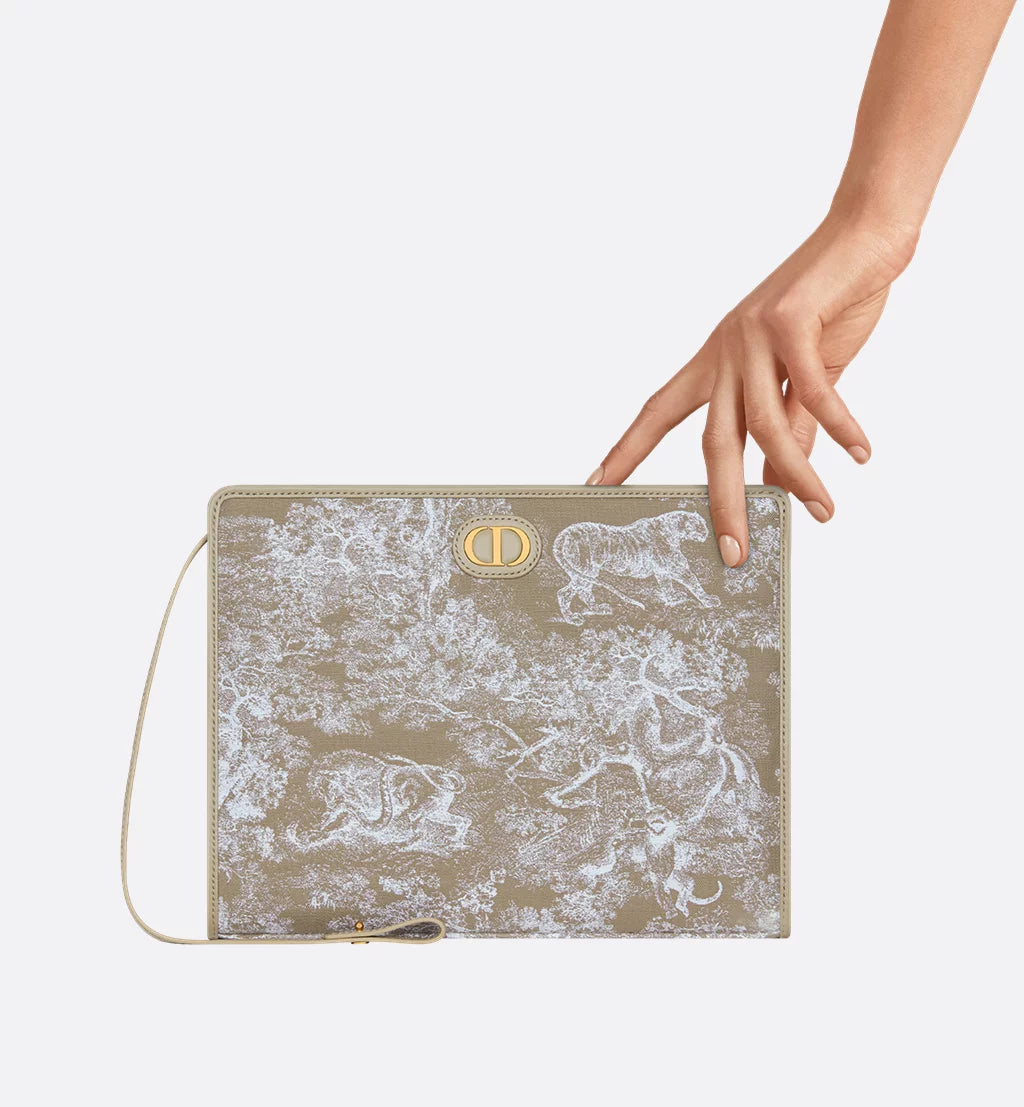 Dioriviera 30 Montaigne Dea Pouch