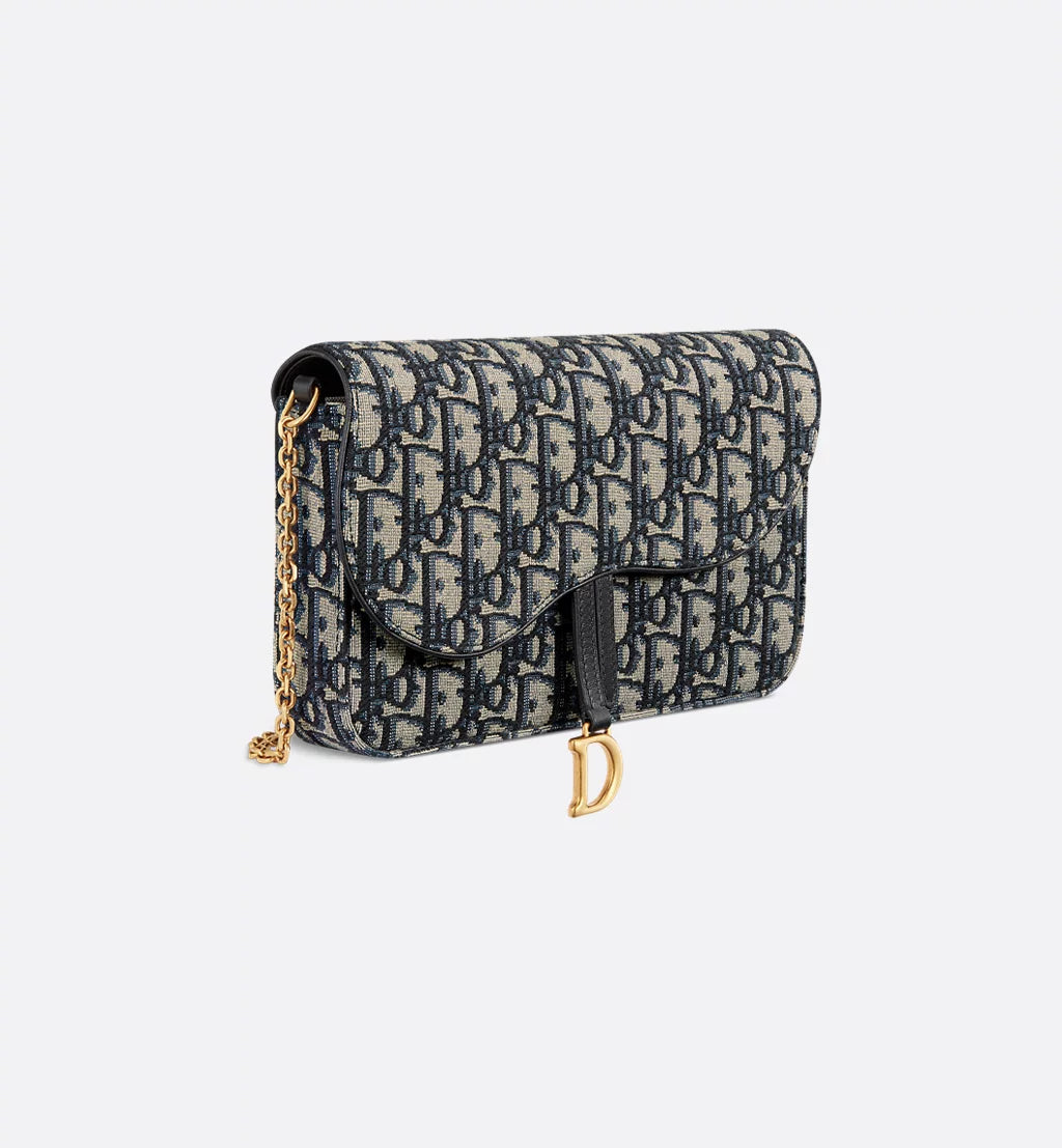 Medium Saddle Pouch with Chain