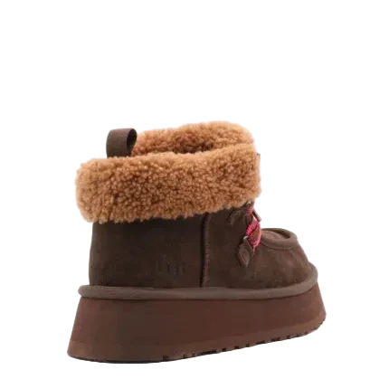 נעל מגף של האג בצבע חום כהה – UGG Funkarra Cabin Cuff