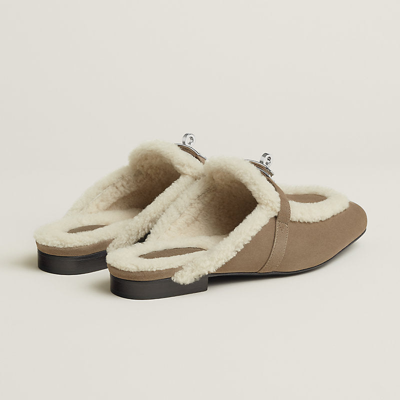 Hermès Oz Shearling Mule – Étoupe / Écru